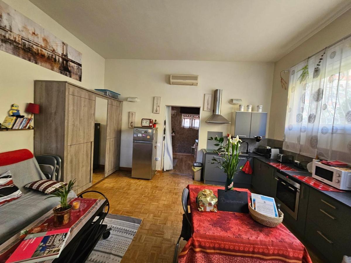 Les Violettes Apartamento Menton Exterior foto