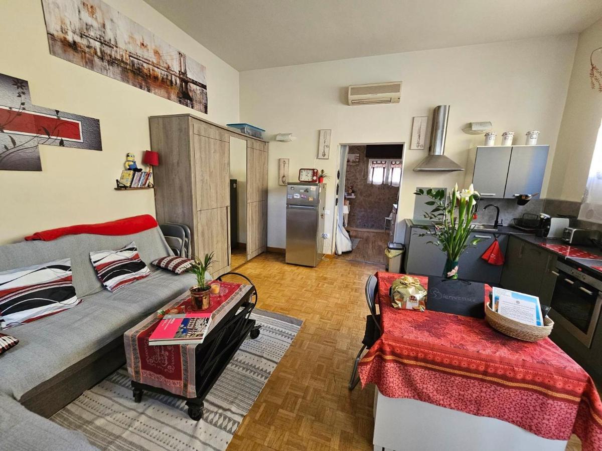 Les Violettes Apartamento Menton Exterior foto
