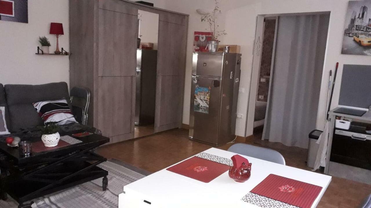 Les Violettes Apartamento Menton Exterior foto