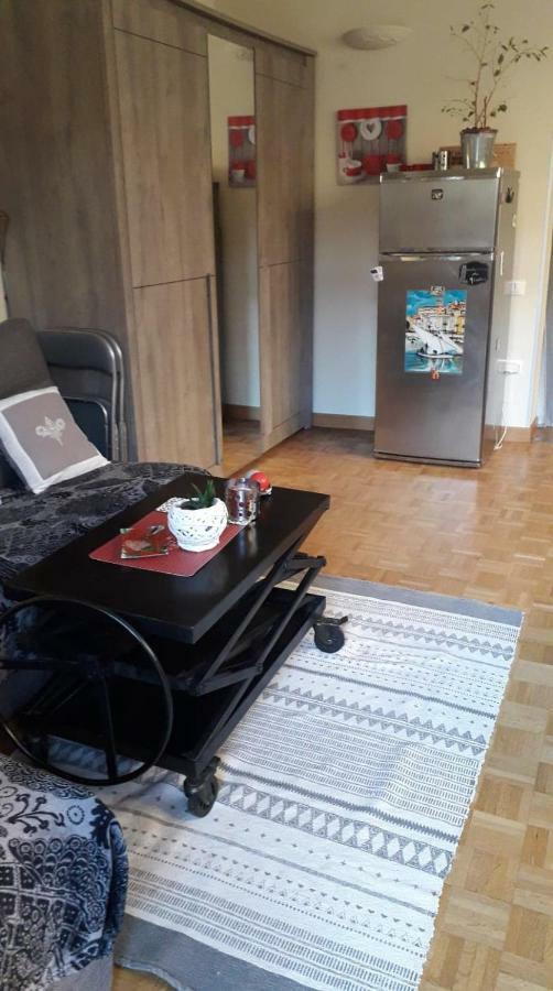 Les Violettes Apartamento Menton Exterior foto